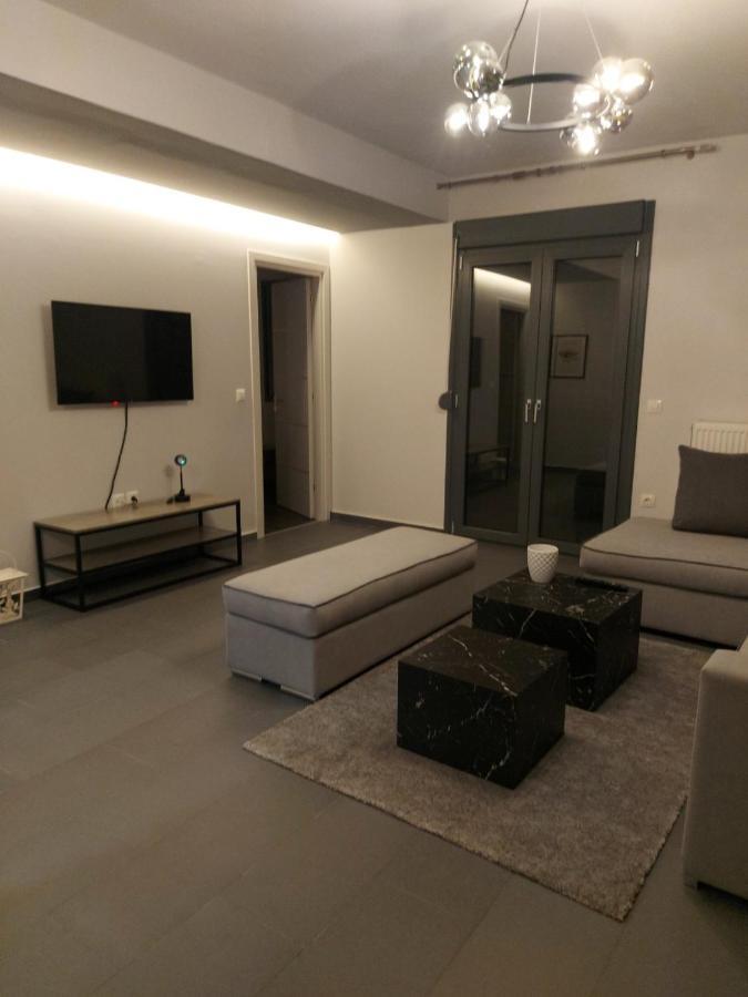 Apartment Square